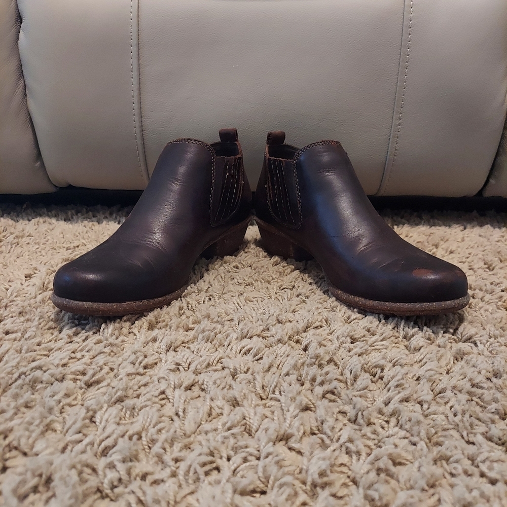 Angle Boots - image 1